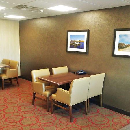 Inn At Hunters Run Watford City Exterior foto
